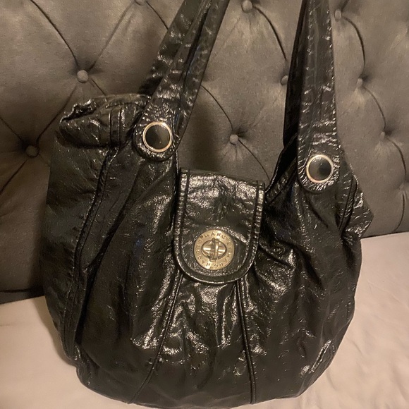Marc by Marc Jacobs turn lock EXTRA LARGE hobo bag. GREAT condition! GREAT DEAL! - Picture 3 of 14